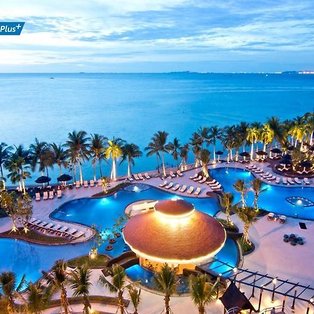 Royal Wing Suites & Spa Pattaya Extérieur photo