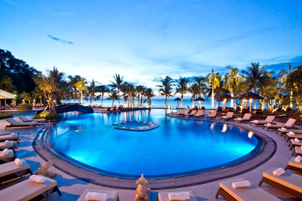 Royal Wing Suites & Spa Pattaya Extérieur photo